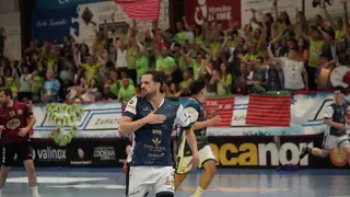 Balonmano Zamora vs  Romo Broker Kirol