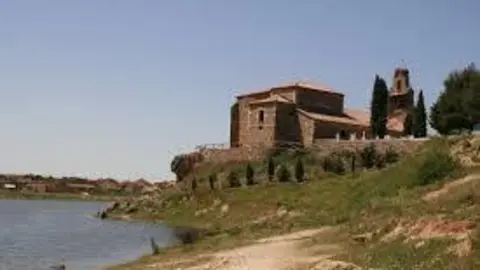 Imagen de archivo de la ermita de Montamarta