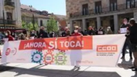 Concentración de UGT y CCOO a favor de derogar la reforma laboral. Foto de Archivo