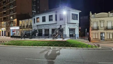 La rotonda de la Soledad estrenó su iluminación LED el pasado mes de marzo