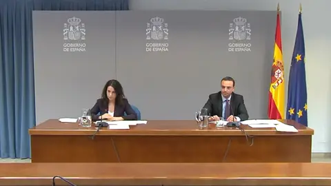 Sanidad informa de la evolución de la pandemia y del Certificado de Movilidad europeo