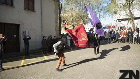 Saludo de pendones en la Rogativa de San Marcos.