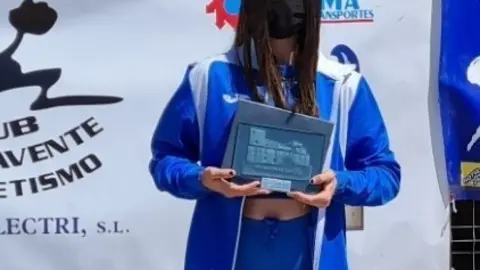 Capitana del Club Atletismo Benavente en la categoría Infantil