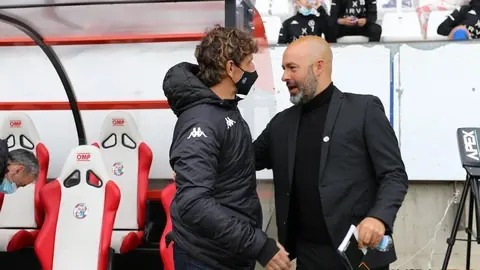 Idiákez y Movilla se saludan