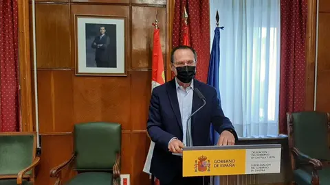 Ángel Blanco comparece ante los medios