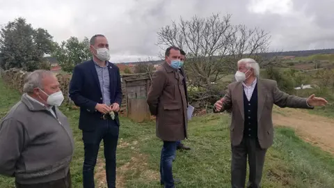 Ayoó de Vidriales zona de paseo del pueblo