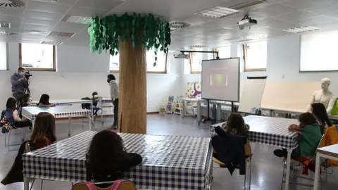 Niños participantes en los talleres comuneros organizados por la Biblioteca Publica de Zamora