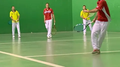 Partido de frontenis. Cedida: Federación de Pelota de CyL