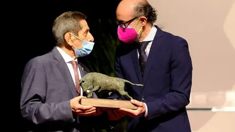 toros andrés vazquez portada