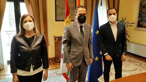 El subdelegado del Gobierno en la recepción de esta misma mañana.