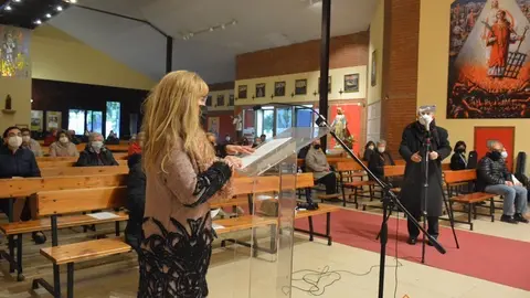 rosario de la aurora (47)