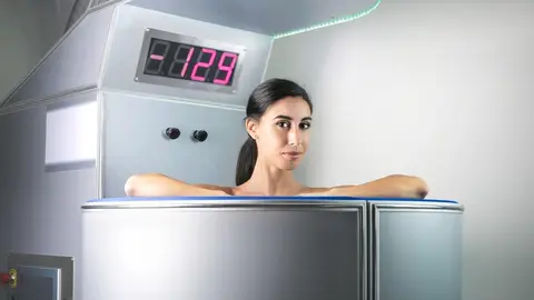 Una mujer en un novedoso tratamiento de belleza