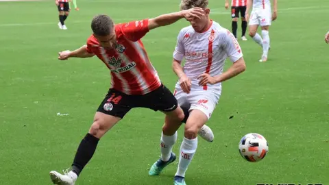 b1bb7550-1443-4e4f-b927-7f6d759b7548