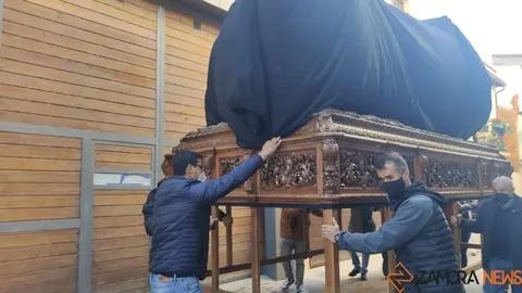 cinco de copas traslado a ruedas (7)