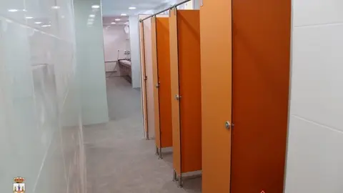 Nuevos vestuarios de la piscina municipal de Benavente