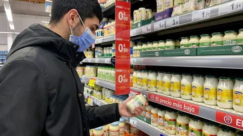 Un cliente en Carrefour Zamora