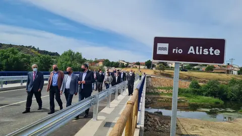 Visita nuevo puente Dómez de Alba