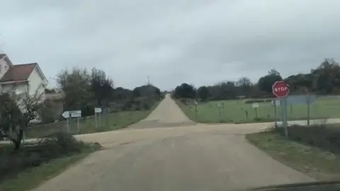 Camino acondicionado por la Diputación