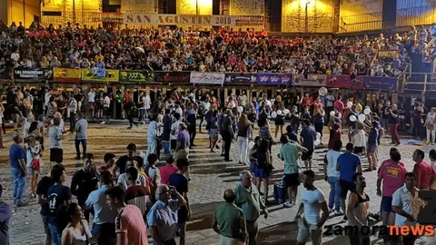 Foto de archivo de fiestas en Fermoselle