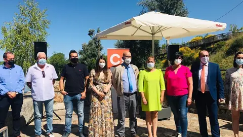 2e013daf-9b56-4f36-b3de-d7d297b0bebd