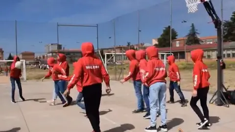 Alumnos del Trilema. Foto de Archivo
