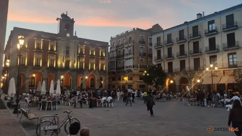 Primera noche de terrazas y ocio nocturno hasta las 02