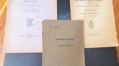 Los tres ejemplares del Doctor Lezo localizados por el CEB Ledo del Pozo