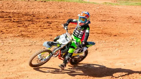 El piloto zamorano Adrián Carrera