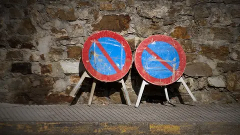 Señales tráfico prohibido aparcar