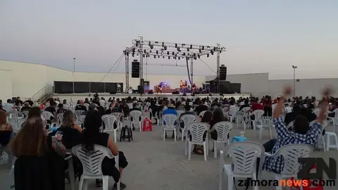 957a126c-1ff6-4871-bba3-0ad784556df1