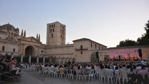 catedrla de zamora BMZ