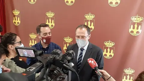 El subdelegado del Gobierno con el alcalde de Benavante