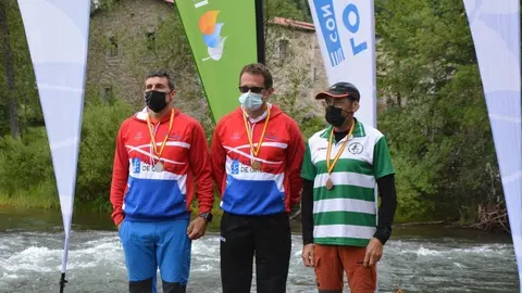 piraguas león Sabero alejico aguas bravas (70) - copia