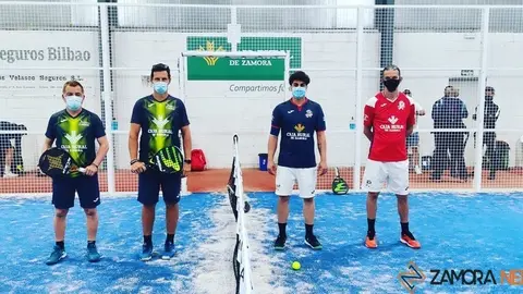 Rubén Gómez y Jorge Crespo por Padel Zamora y Mario del Caño y Hugo Sánchez por Viriato Padel Club en el derbi de la segunda división disputado este domingo
