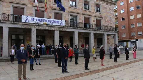 Silencio por la última víctima de la violencia machista en Valladolid