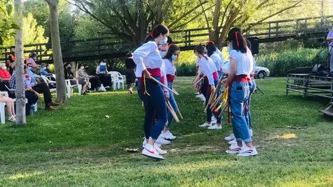 c99ce366-7f6b-4dce-a43f-5914ca086733