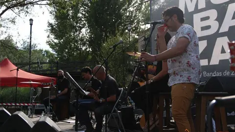 Primera jornada del Mubaza Fest con Driving Rain / Aullidos Rock Band
La Milker Band / Colectivo Mubazers DJ´S
