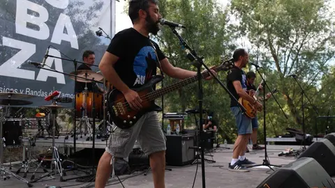Primera jornada del Mubaza Fest con Driving Rain / Aullidos Rock Band
La Milker Band / Colectivo Mubazers DJ´S