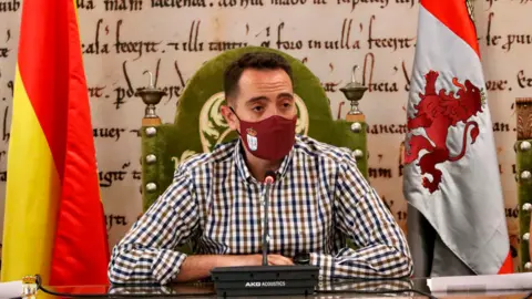 El alcalde de Benavente, Luciano Huerga