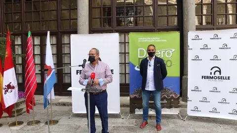 b0579f69-7b77-403a-9f7f-935a36aea689