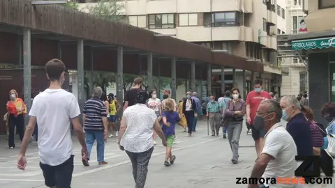 574b1173a80c65ba691ab0beefca182a_XL