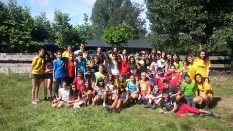 Foto de archivo de un campamento juvenil