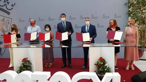 20210721-Angel+Ibañez+firma+con+Organizaciones+Sindicales-05