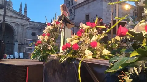 Sofía Esparza sobre el escenario