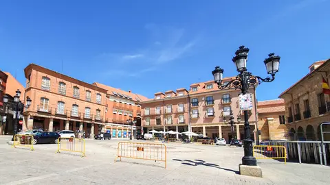 Plaza Mayor de Benavente vallada. Fotografía: Interbenavente.es