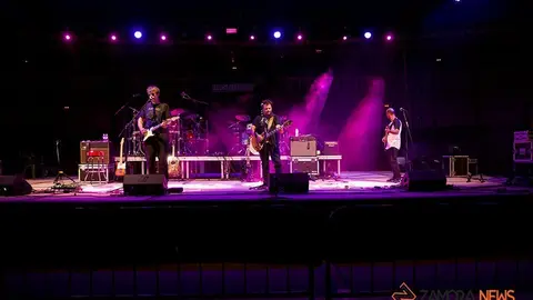 Concierto plaza de toros de Toro. Españoleando y Cruce de Caminos
