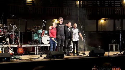 Concierto plaza de toros de Toro. Españoleando y Cruce de Caminos