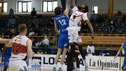 CB Zamora