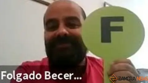 Eduardo Folgado vota en el Pleno