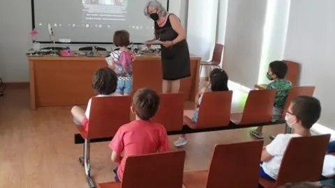 Niños en la Escuela de Igualdad